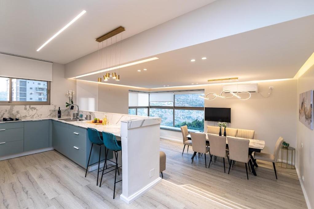 טבריה L.T.D Luxury Apartments 4 Bedroom Panoramic View מראה חיצוני תמונה